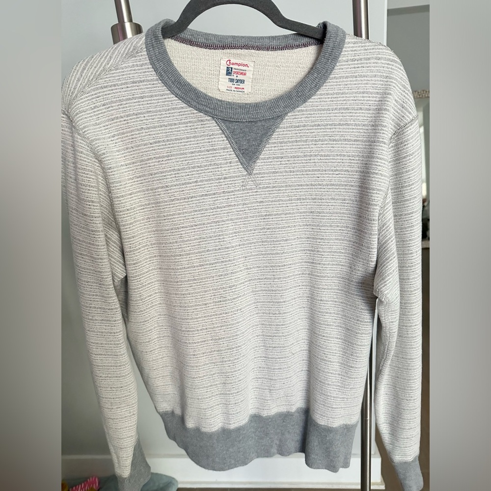 Grey and white Todd Snyder x Champion pullover sweater. Medium.